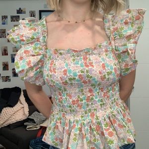 Size XS new with tags love the label shirt!